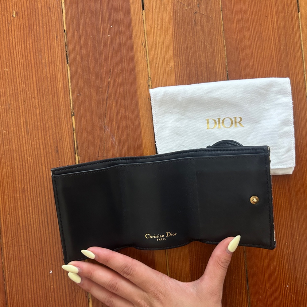 Dior Saddle Lotus Wallet - Picture 3 of 4
